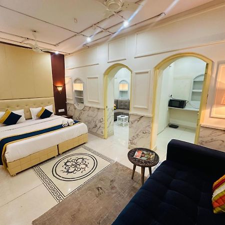 Hinduja Haveli Gulab Sagar Hotel Jodhpur  Bagian luar foto